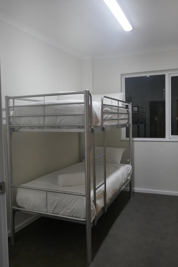 Okeefes Hotel Backpackers Лонсестон Экстерьер фото